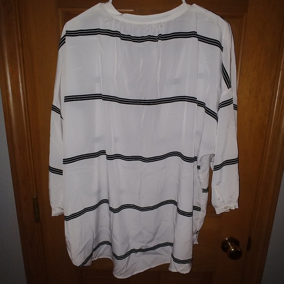 Sheer Striped Blouse - Picture 3 of 3